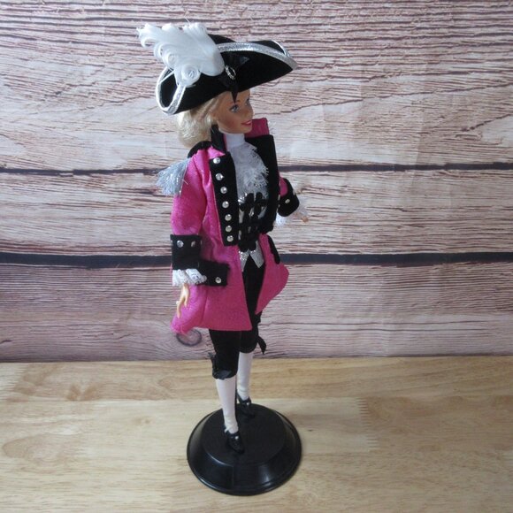 George Washington FAO Schwarz Limited Edition Barbie Doll 1996 Mattel #17557 - Picture 10 of 10